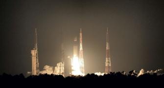 Isro launches 36 broadband satellites for OneWeb India