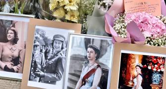 When China Mourned The Queen
