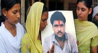 Wife of Sarabjit Singh, who died in Pak jail, killed