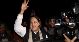 Tharoor to contest Cong poll, Sonia to stay neutral