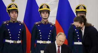Putin annexes four regions in occupied Ukraine