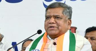 Shettar in Cong star campaigners' list, Pilot missing
