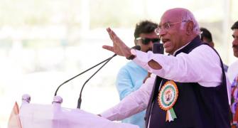 BJP livid as Kharge calls Modi a 'poisonous snake'