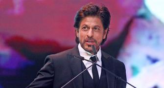 Shah Rukh asked to give money back to Byju's student