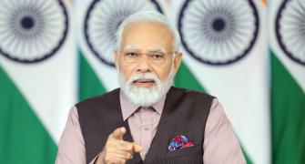 Modi refers to 'Quit India' to target opposition bloc