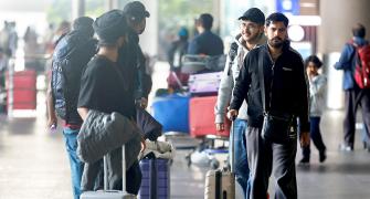 25 from grounded plane seeking asylum in France freed