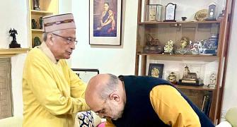 Who Is Amit Shah Taking Blessings From?