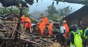 16 killed in Maha landslide, bad weather hits rescue