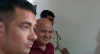 Security personnel manhandled me in court: Sisodia