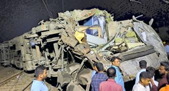 Rail min used to resign: Oppn on Odisha train tragedy