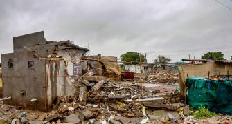 Cyclone: People of this Kutch village are last to shift