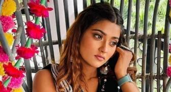 Bhojpuri actress Akanksha found dead in UP hotel