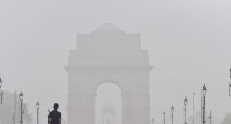 Fog engulfs Delhi in the hottest month of year