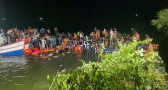 22 dead as houseboat capsizes in Kerala's Malappuram