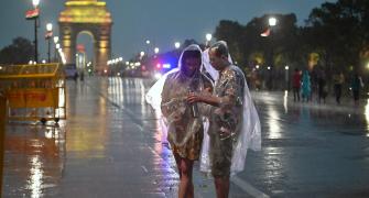 Thunderstorm, rain lash Delhi; 10 flights diverted