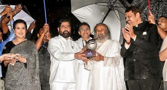 Mumbai ex-mayor gets jail for remarks against Shinde