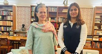 When double Olympic medallist Manu met Sonia Gandhi