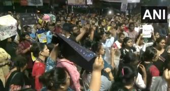 Doc's murder: Women hold midnight stir across Bengal