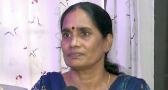 Mamata is trying to...: Nirbhaya's mom on WB murder