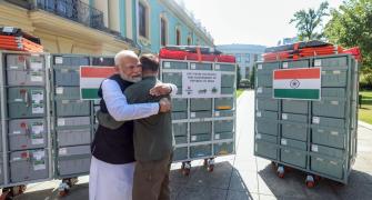 Modi presents 4 BHISHM cubes to Zelenskyy