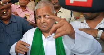 To ogle at...: Lalu's remark on Nitish yatra stirs row