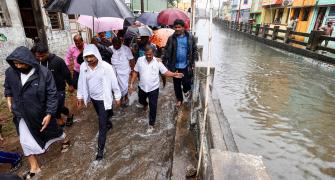 Rains lash TN, schools closed in many districts