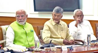 Modi Woos NDA Allies to Form Government
