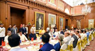 President Murmu hosts dinner for Modi, ministers