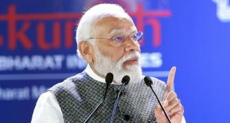 Cong 'callously' gave away island to Lanka: Modi