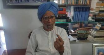 PIX: Manmohan Singh, Advani cast votes from home