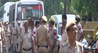 AAP workers marching towards BJP HQ detained