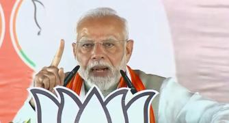 Modi calls JMM-Cong ties as 'Gushpaithiya Bandhan'