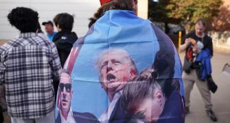 Mood outside White House: Mix bag of hope as Trump wins