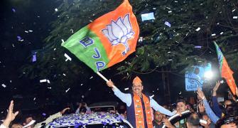 Saffron sweep in Maha; Fadnavis poised to return as CM