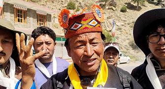 Atishi prevented from meeting Sonam Wangchuk