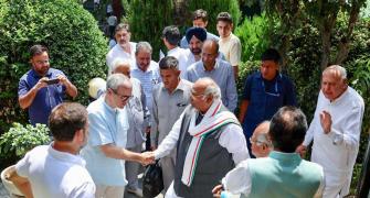 Leads show NC-Congress past majority mark in J-K