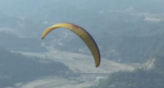 Czech woman paraglider crashes to death in Manali