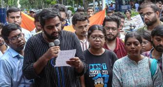 Junior docs agree to talks, 30 medics to meet Mamata