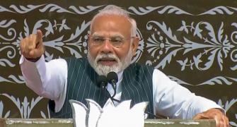 J-K polls fight between 3 families and youth: Modi 