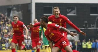 Liverpool go five clear in Premier League title race