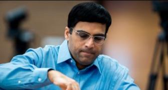 Anand inches closer to title after draw with Kramnik