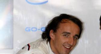 Kubica replaces Alonso at Renault