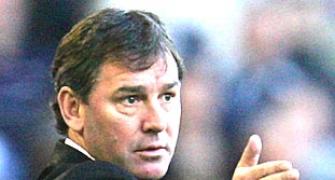 Bryan Robson set to coach Thailand