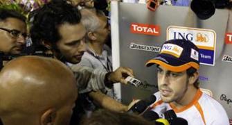 Alonso defends his 2008 Singapore GP victory