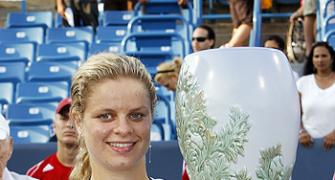 Clijsters downs Sharapova for Cincinnati title