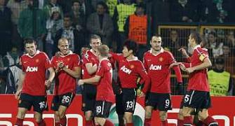 CL: Man United one clean sheet away from record