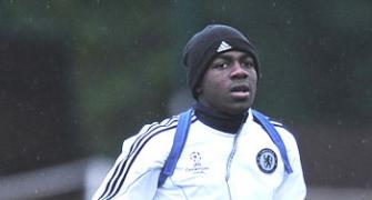 CAS  lifts Chelsea transfer ban