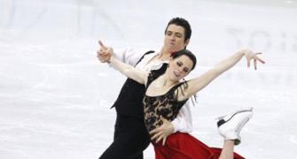 Canadian duo upstage Russian figure skaters