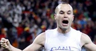 Iniesta wins World Cup for Spain in extra-time