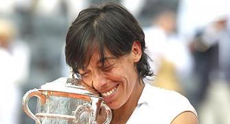 Inspired Schiavone tames Stosur for French crown